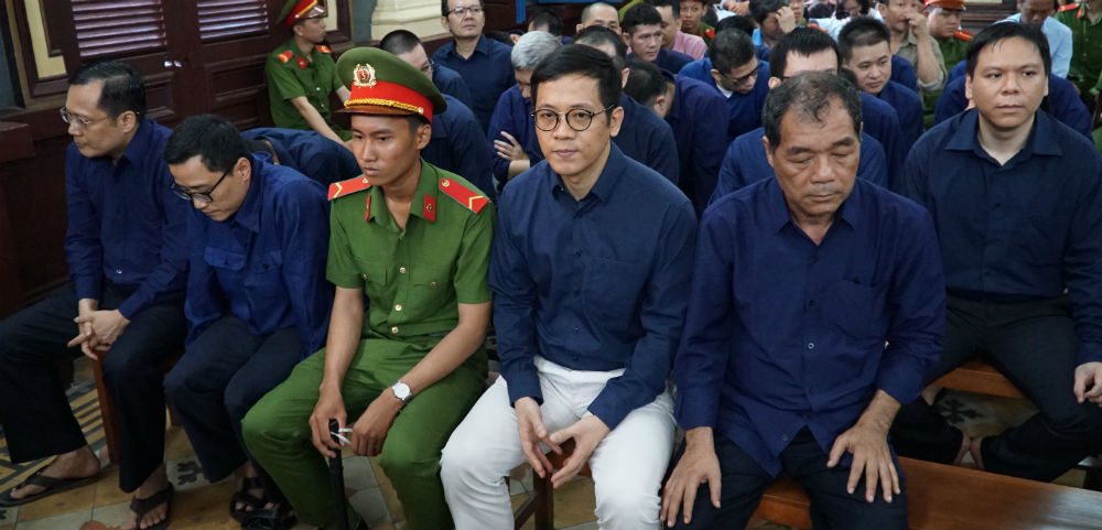 Phạm Công Danh, Trầm Bê mệt mỏi hầu tòa Phạm Công Danh, Trầm Bê mệt mỏi hầu tòa