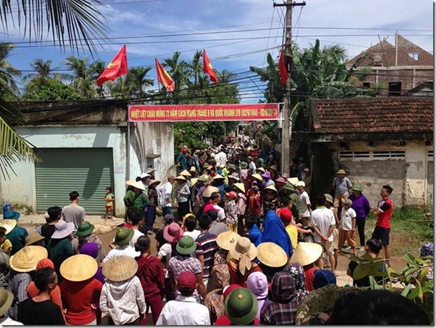 Linh mục Nguyễn Ngọc Ngữ: Ngòi nổ gây chia rẽ và mất đoàn kết lương - giáo Linh mục Nguyễn Ngọc Ngữ: Ngòi nổ gây chia rẽ và mất đoàn kết lương - giáo