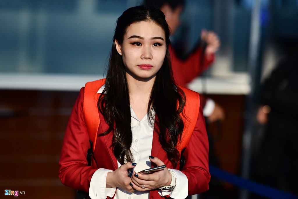 Đoàn TTVN phủ sắc đỏ sân bay Nội Bài trước giờ sang Philippines Đoàn TTVN phủ sắc đỏ sân bay Nội Bài trước giờ sang Philippines