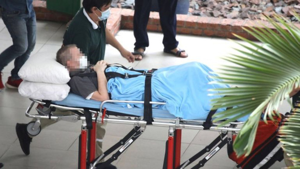 'Tất cả bác sĩ giỏi nhất VN vào cuộc cứu anh ấy' 'Tất cả bác sĩ giỏi nhất VN vào cuộc cứu anh ấy'