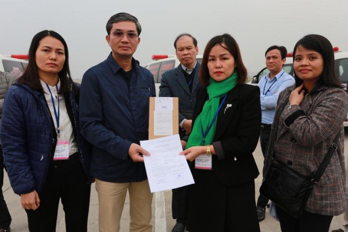 Vụ 39 người chết ở Anh: Đưa di thể 23 nạn nhân còn lại về Nội Bài