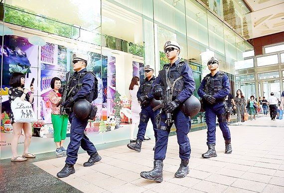 Trước thềm Hội nghị thượng đỉnh Mỹ - Triều Tiên: Đảng Dân chủ lo Mỹ thất thế? Trước thềm Hội nghị thượng đỉnh Mỹ - Triều Tiên: Đảng Dân chủ lo Mỹ thất thế?