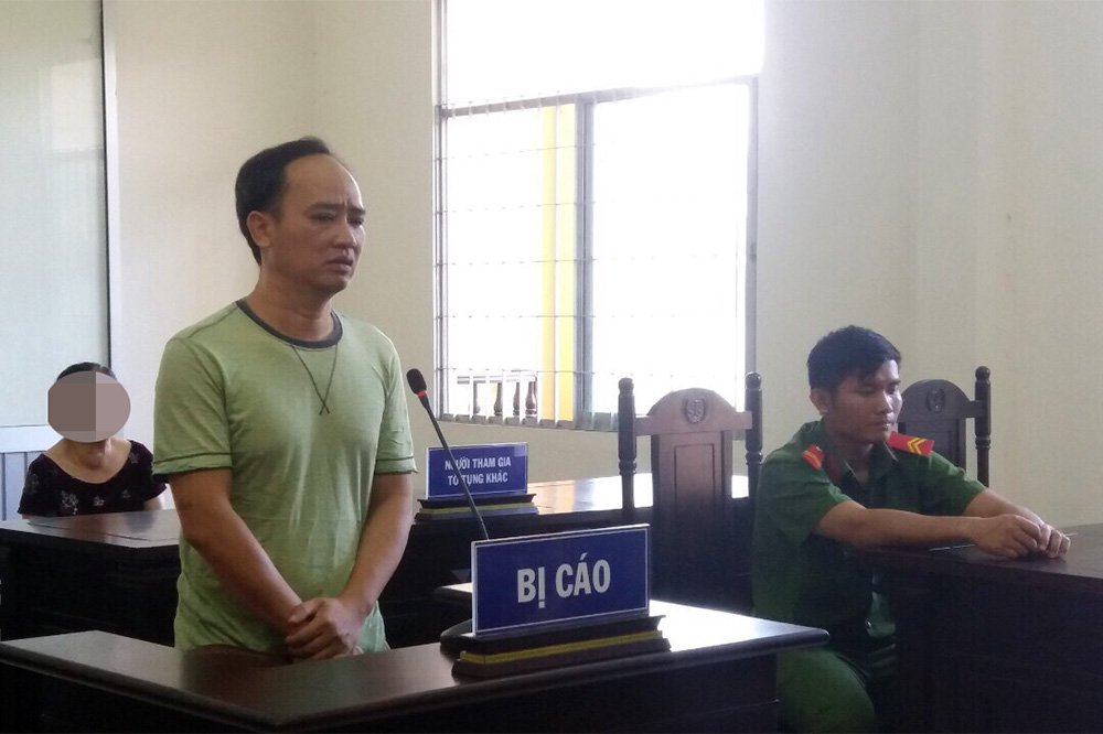 Lãnh án tù vì bôi nhọ lãnh đạo Đảng, Nhà nước trên mạng internet Lãnh án tù vì bôi nhọ lãnh đạo Đảng, Nhà nước trên mạng internet