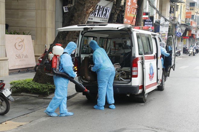 Bị đình chỉ công tác vì cho người phải cách ly về nhà