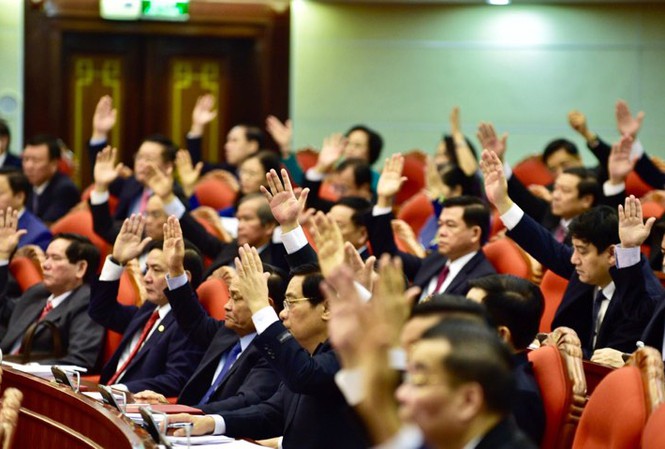 Kết luận của Bộ Chính trị về độ tuổi tái cử nhiệm kỳ tới Kết luận của Bộ Chính trị về độ tuổi tái cử nhiệm kỳ tới