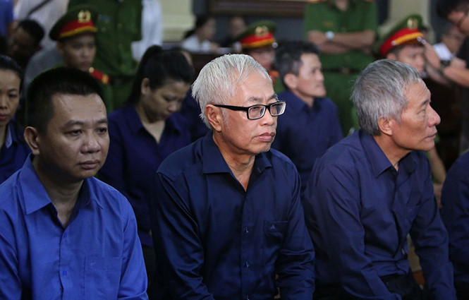 Nguyên Tổng giám đốc Ngân hàng Đông Á nhận tội Nguyên Tổng giám đốc Ngân hàng Đông Á nhận tội