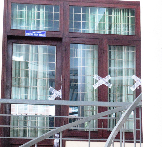 Bắt quả tang Trưởng phòng thanh tra nhận tiền DN Bắt quả tang Trưởng phòng thanh tra nhận tiền DN