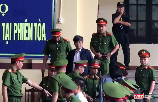 Bị cáo Phan Văn Vĩnh đề nghị không công khai trực tuyến bản án Bị cáo Phan Văn Vĩnh đề nghị không công khai trực tuyến bản án