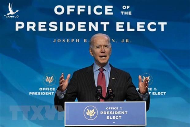 New York ùn ứ vì người lao động biểu tình đòi quyền lợi New York ùn ứ vì người lao động biểu tình đòi quyền lợi