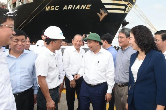 Thủ tướng Nguyễn Xuân Phúc kiểm tra “cửa ngõ giao thương phía Nam” Thủ tướng Nguyễn Xuân Phúc kiểm tra “cửa ngõ giao thương phía Nam”