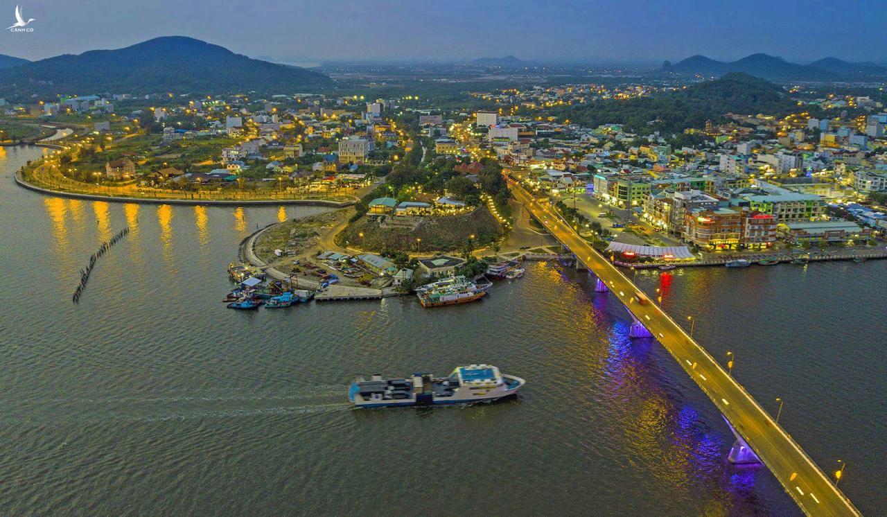 10 năm tới, tập trung xây dựng xong hạ tầng hiện đại cho ĐBSCL 10 năm tới, tập trung xây dựng xong hạ tầng hiện đại cho ĐBSCL