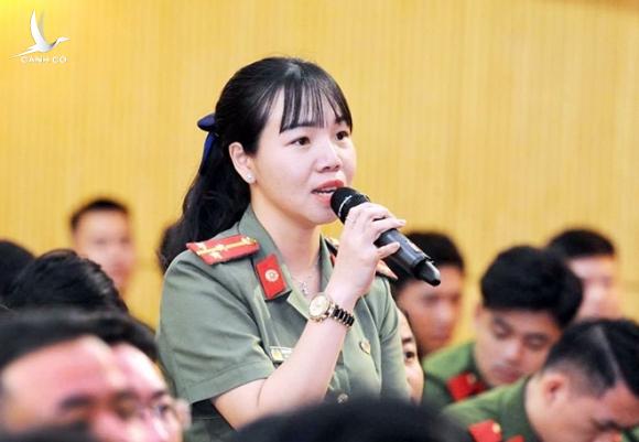 Bộ trưởng Tô Lâm đối thoại với đoàn viên thanh niên Công an Bộ trưởng Tô Lâm đối thoại với đoàn viên thanh niên Công an