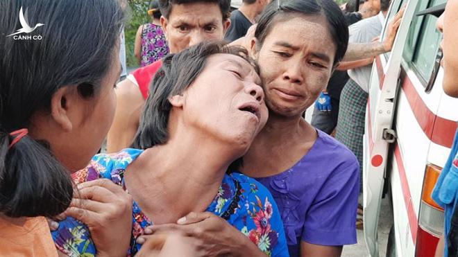 Đừng lôi kéo trẻ em vào bạo loạn của người lớn Đừng lôi kéo trẻ em vào bạo loạn của người lớn