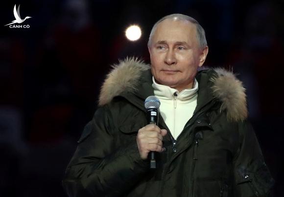 Putin thách Biden tranh luận trực tiếp Putin thách Biden tranh luận trực tiếp