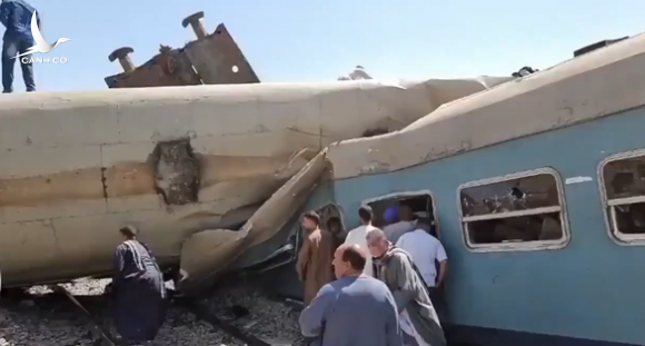 Xe lửa đang chạy bị kéo phanh, xe lửa sau đâm tới khiến cả trăm người thương vong Xe lửa đang chạy bị kéo phanh, xe lửa sau đâm tới khiến cả trăm người thương vong