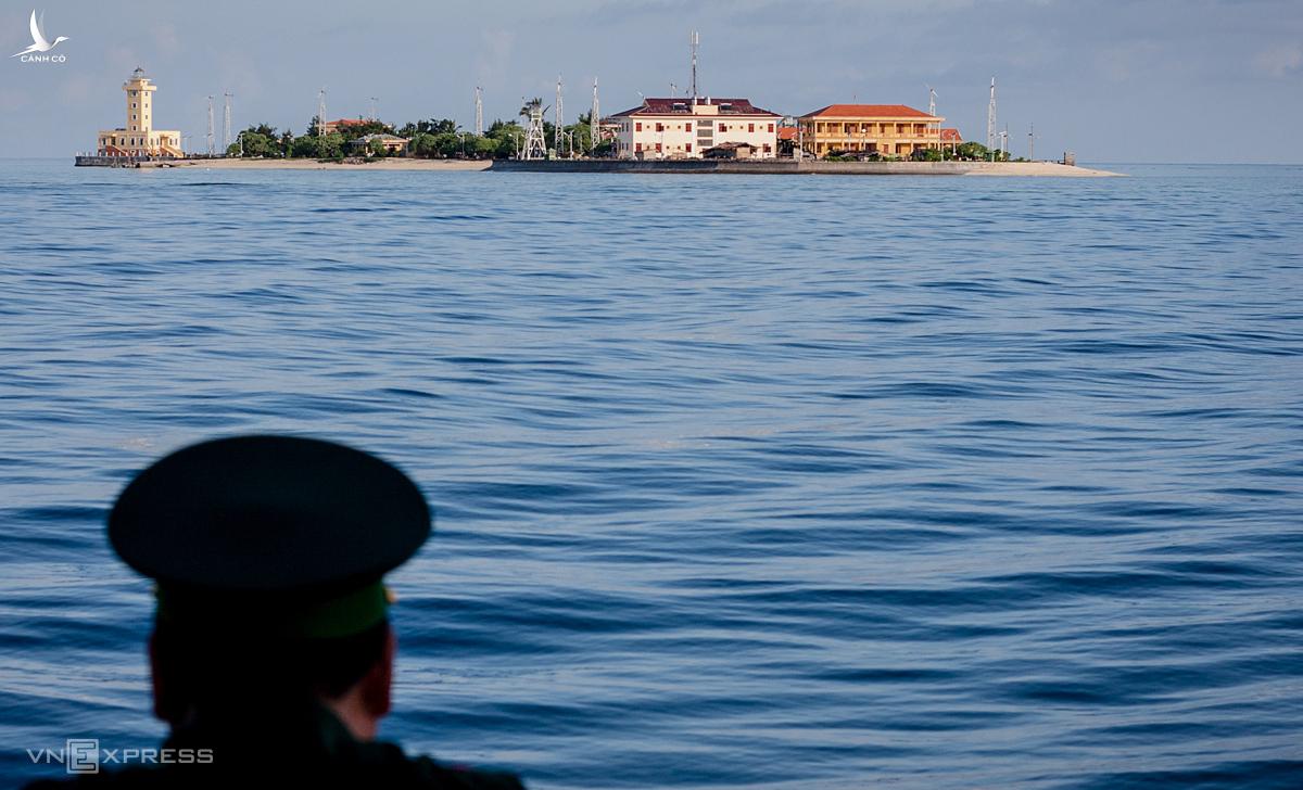 Việt Nam yêu cầu Trung Quốc chấm dứt vi phạm chủ quyền ở lãnh hải Sinh Tồn Đông Việt Nam yêu cầu Trung Quốc chấm dứt vi phạm chủ quyền ở lãnh hải Sinh Tồn Đông