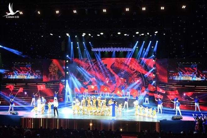 Tổng Bí thư: Tiền đồ xán lạn của dân tộc đang nằm trong tay tuổi trẻ