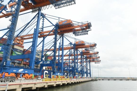 Thủ tướng Nguyễn Xuân Phúc kiểm tra “cửa ngõ giao thương phía Nam” Thủ tướng Nguyễn Xuân Phúc kiểm tra “cửa ngõ giao thương phía Nam”