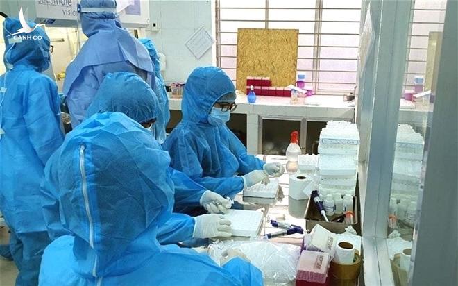 Nóng: Nhân viên khách sạn tại Yên Bái nhiễm biến chủng SARS-CoV-2 từ Ấn Độ Nóng: Nhân viên khách sạn tại Yên Bái nhiễm biến chủng SARS-CoV-2 từ Ấn Độ