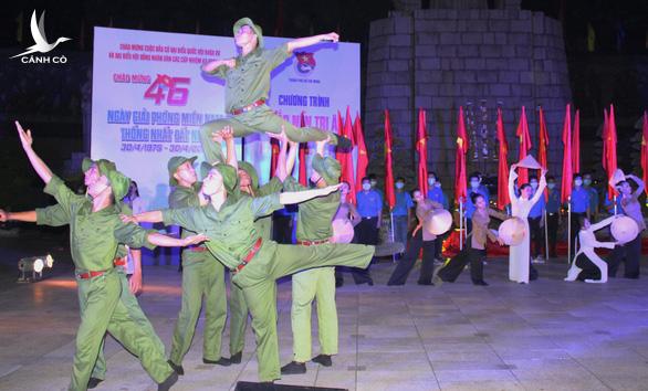 Mừng ngày thống nhất, vọng nhớ các anh! Mừng ngày thống nhất, vọng nhớ các anh!