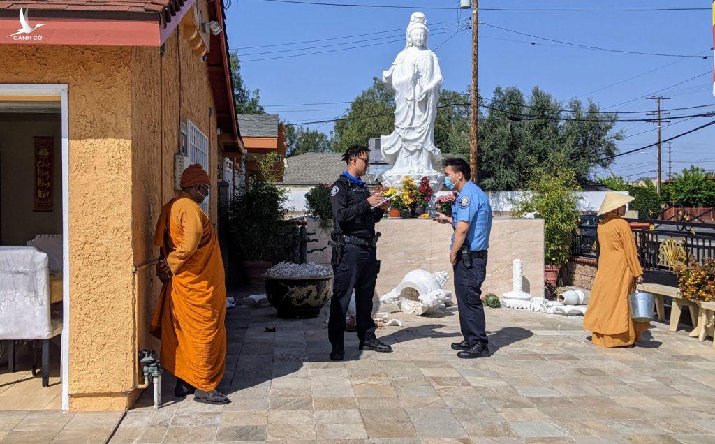 Hàng loạt chùa Việt tại Mỹ bất ngờ bị đập phá Hàng loạt chùa Việt tại Mỹ bất ngờ bị đập phá