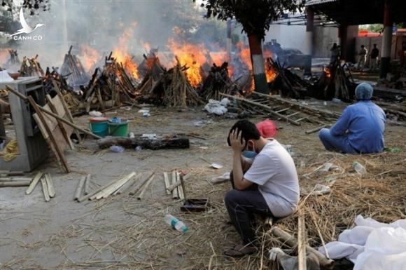 Ấn Độ có thể có tới 13.000 người chết vì Covid-19 mỗi ngày Ấn Độ có thể có tới 13.000 người chết vì Covid-19 mỗi ngày