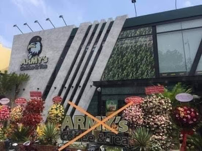 Những thây ma chế độ cũ luôn tìm mọi cách để sống dậy Những thây ma chế độ cũ luôn tìm mọi cách để sống dậy