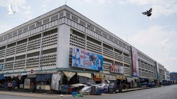 Chân dung tướng Campuchia đưa lậu người Trung Quốc về tỉnh sát Việt Nam Chân dung tướng Campuchia đưa lậu người Trung Quốc về tỉnh sát Việt Nam