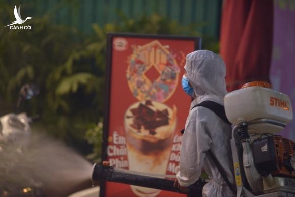 Về thông tin người Ấn Độ nôn ra máu ở siêu thị BigC Thăng Long Về thông tin người Ấn Độ nôn ra máu ở siêu thị BigC Thăng Long