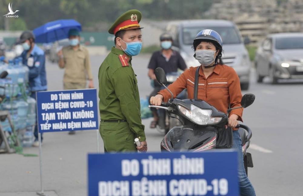 Viện K phức tạp hơn BV Nhiệt đới, phong tỏa 5.000 người Viện K phức tạp hơn BV Nhiệt đới, phong tỏa 5.000 người