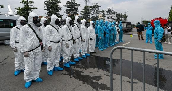 Hoàn thiện phương án ứng phó tình huống 30.000 người nhiễm Covid-19 Hoàn thiện phương án ứng phó tình huống 30.000 người nhiễm Covid-19