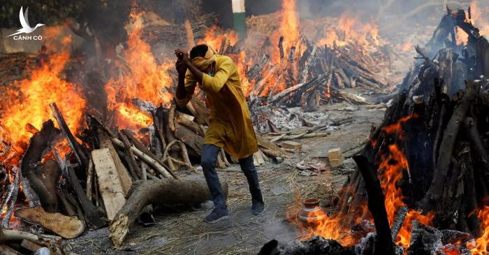 Bình yên là gì giữa tâm bão? Bình yên là gì giữa tâm bão?