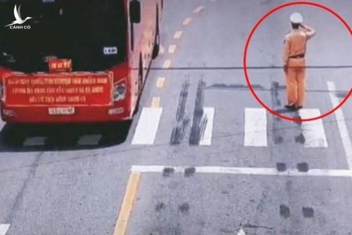 Đẹp hay xấu là do tâm ta! Đẹp hay xấu là do tâm ta!