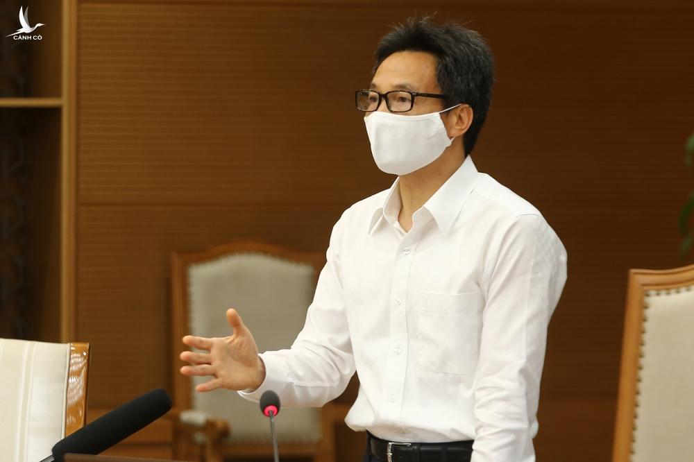 Phó Thủ tướng Vũ Đức Đam: Không thay đổi chiến lược chống dịch, thực hiện nghiêm 5K Phó Thủ tướng Vũ Đức Đam: Không thay đổi chiến lược chống dịch, thực hiện nghiêm 5K