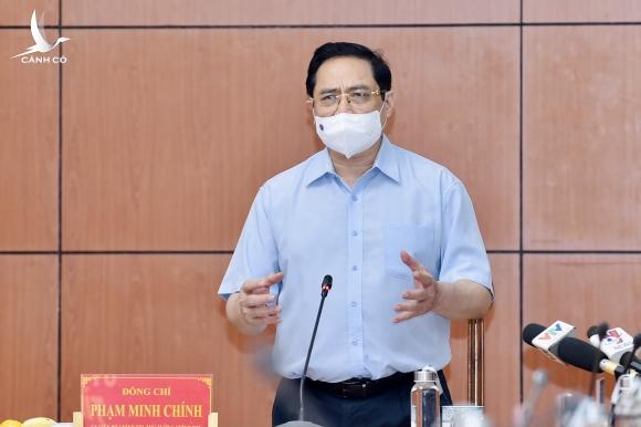 Thủ tướng: ‘Nguy cơ dịch toàn quốc hiện hữu lắm rồi’ Thủ tướng: ‘Nguy cơ dịch toàn quốc hiện hữu lắm rồi’