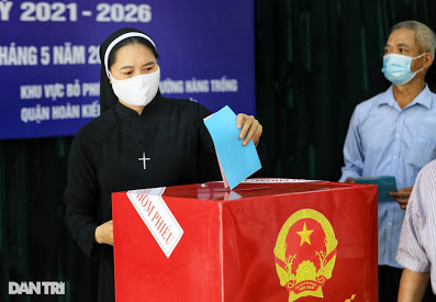 Sự “lạc lõng” của đám rận chủ quốc nội trong Ngày hội toàn dân Sự “lạc lõng” của đám rận chủ quốc nội trong Ngày hội toàn dân