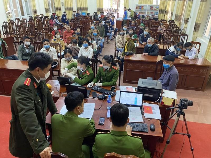 Vì sao phải ‘cấp tốc’ cấp CCCD gắn chip trước ngày 1-7? Vì sao phải ‘cấp tốc’ cấp CCCD gắn chip trước ngày 1-7?