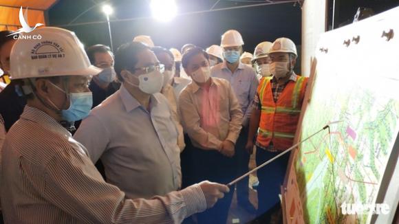 Thủ tướng chỉ đạo xây cầu Mỹ Thuận 2 và cao tốc Mỹ Thuận – Cần Thơ đúng tiến độ Thủ tướng chỉ đạo xây cầu Mỹ Thuận 2 và cao tốc Mỹ Thuận – Cần Thơ đúng tiến độ