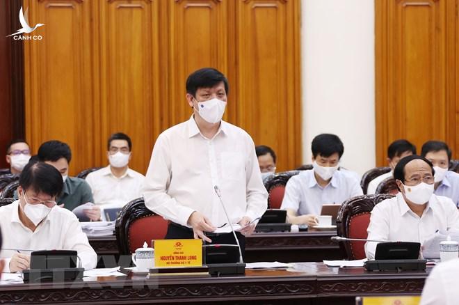 Bộ trưởng Y tế: Những người nguy cơ cao có thể tự xét nghiệm Covid-19 Bộ trưởng Y tế: Những người nguy cơ cao có thể tự xét nghiệm Covid-19