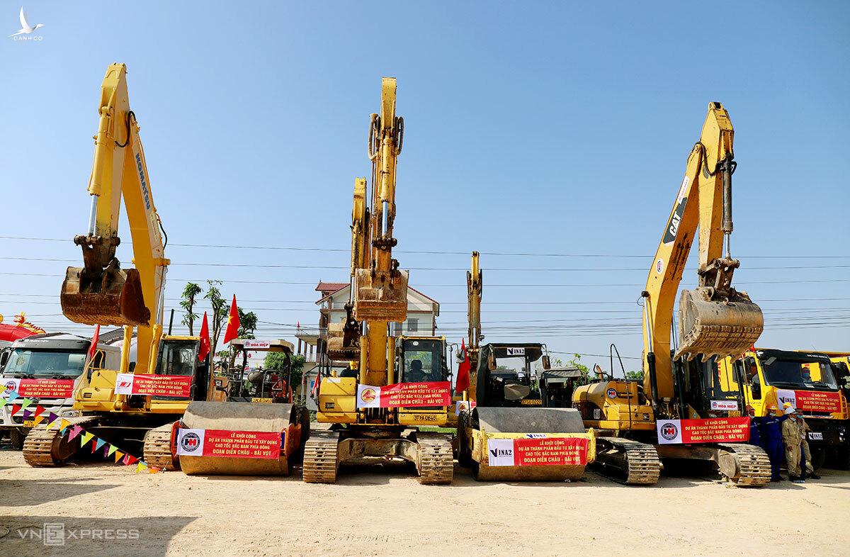 Khởi công tuyến cao tốc Diễn Châu – Bãi Vọt đi qua Nghệ An – Hà Tĩnh Khởi công tuyến cao tốc Diễn Châu – Bãi Vọt đi qua Nghệ An – Hà Tĩnh