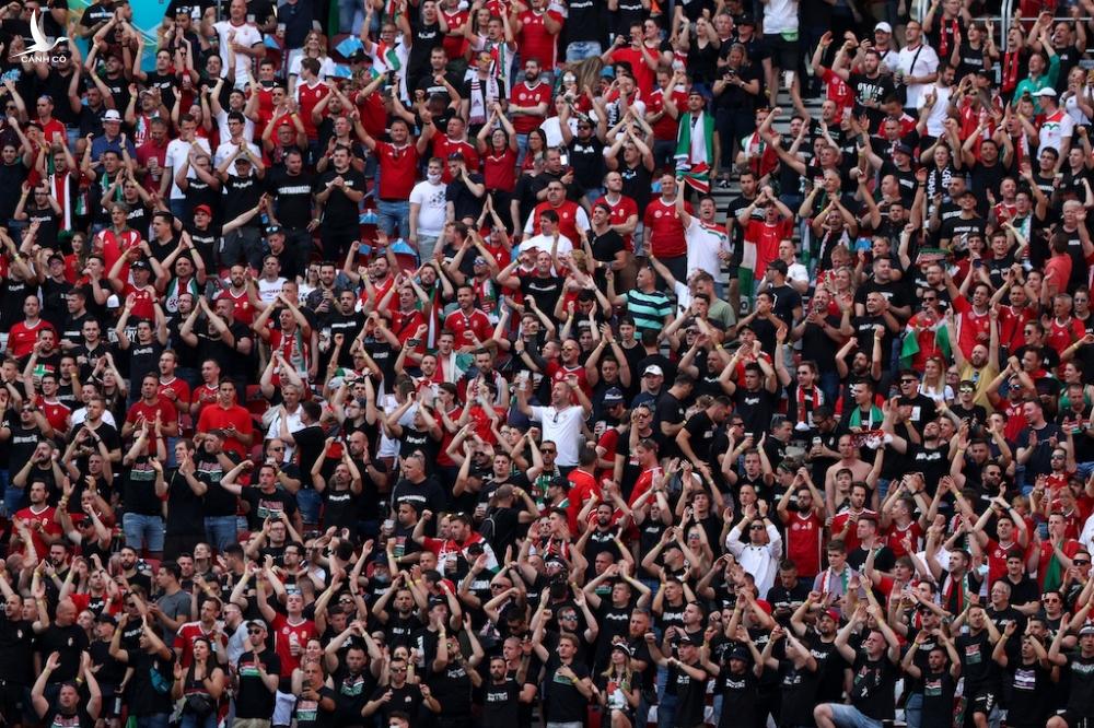 Thủ tướng Đức, Anh và Tổng thống Pháp cảnh báo rủi ro từ EURO 2020 Thủ tướng Đức, Anh và Tổng thống Pháp cảnh báo rủi ro từ EURO 2020