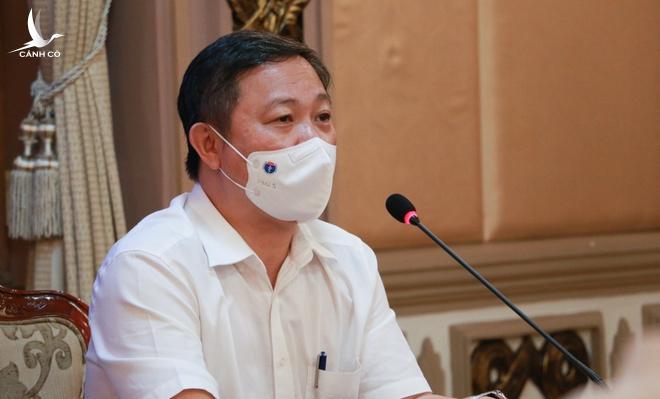 Họp báo khẩn: TP.HCM chưa giãn cách theo chỉ thị 16, chỉ phong tỏa 6 khu phố Họp báo khẩn: TP.HCM chưa giãn cách theo chỉ thị 16, chỉ phong tỏa 6 khu phố