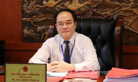 Bàn về quyết định khởi tố vụ án hình sự làm lây lan dịch bệnh liên quan ổ dịch Hội thánh truyền giáo Phục Hưng Bàn về quyết định khởi tố vụ án hình sự làm lây lan dịch bệnh liên quan ổ dịch Hội thánh truyền giáo Phục Hưng