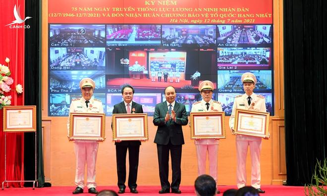 Bộ Công an kỷ niệm trọng thể 75 năm Ngày truyền thống lực lượng ANND Bộ Công an kỷ niệm trọng thể 75 năm Ngày truyền thống lực lượng ANND