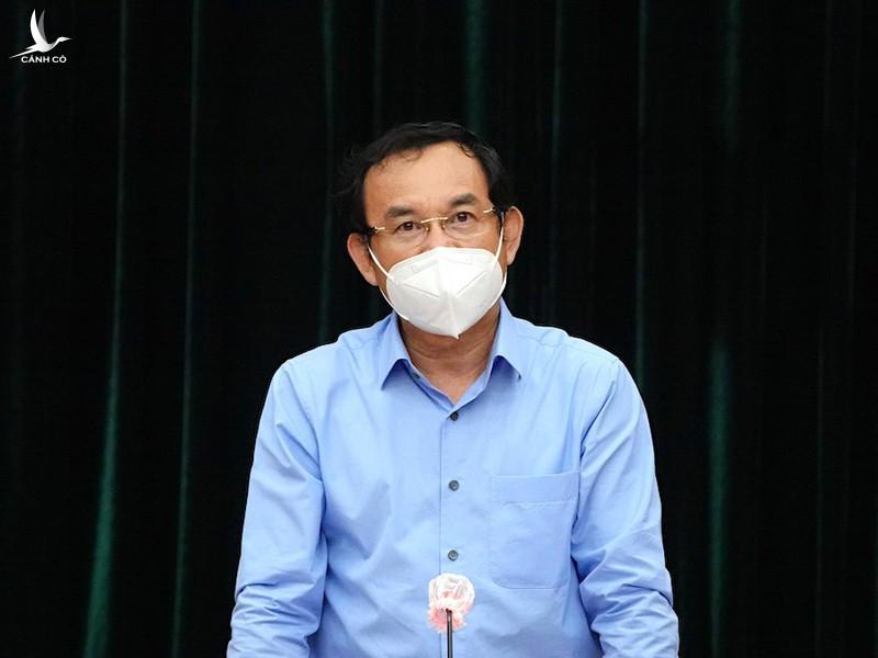 Bí thư TP.HCM Nguyễn Văn Nên: Nhiều người chưa cứu được, đó là nỗi đau chung… Bí thư TP.HCM Nguyễn Văn Nên: Nhiều người chưa cứu được, đó là nỗi đau chung…