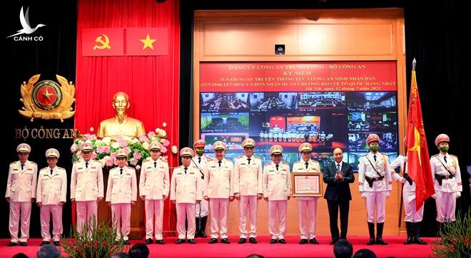 Bộ Công an kỷ niệm trọng thể 75 năm Ngày truyền thống lực lượng ANND Bộ Công an kỷ niệm trọng thể 75 năm Ngày truyền thống lực lượng ANND