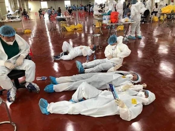 Dịch bệnh ập tới, mạng người quan trọng hay hàng hóa? Dịch bệnh ập tới, mạng người quan trọng hay hàng hóa?