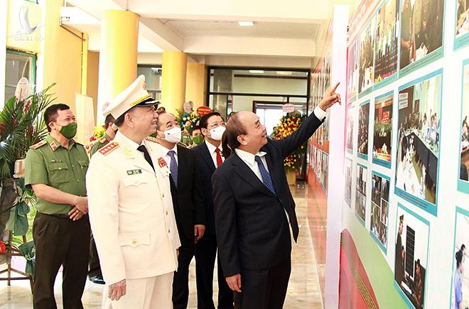 Bộ Công an kỷ niệm trọng thể 75 năm Ngày truyền thống lực lượng ANND Bộ Công an kỷ niệm trọng thể 75 năm Ngày truyền thống lực lượng ANND