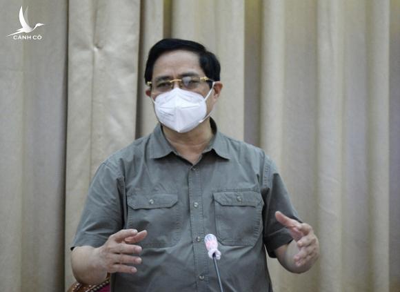 Đề xuất TP.HCM ưu tiên tiêm vắc xin COVID-19 cho lái xe, tiểu thương và một số đối tượng khác Đề xuất TP.HCM ưu tiên tiêm vắc xin COVID-19 cho lái xe, tiểu thương và một số đối tượng khác