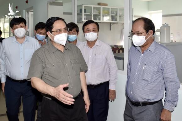 Thủ tướng Chính phủ: ‘Sức khỏe, tính mạng người dân là trên hết!’ Thủ tướng Chính phủ: ‘Sức khỏe, tính mạng người dân là trên hết!’